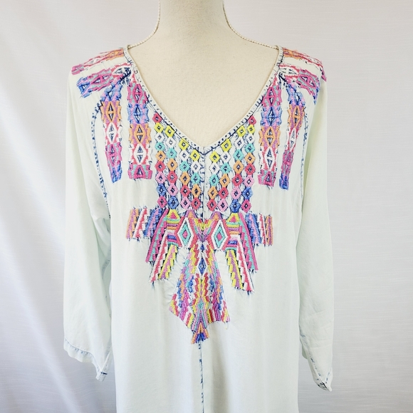 Soft Surroundings Mixteca Embroider Tunic Large - Picture 4 of 13